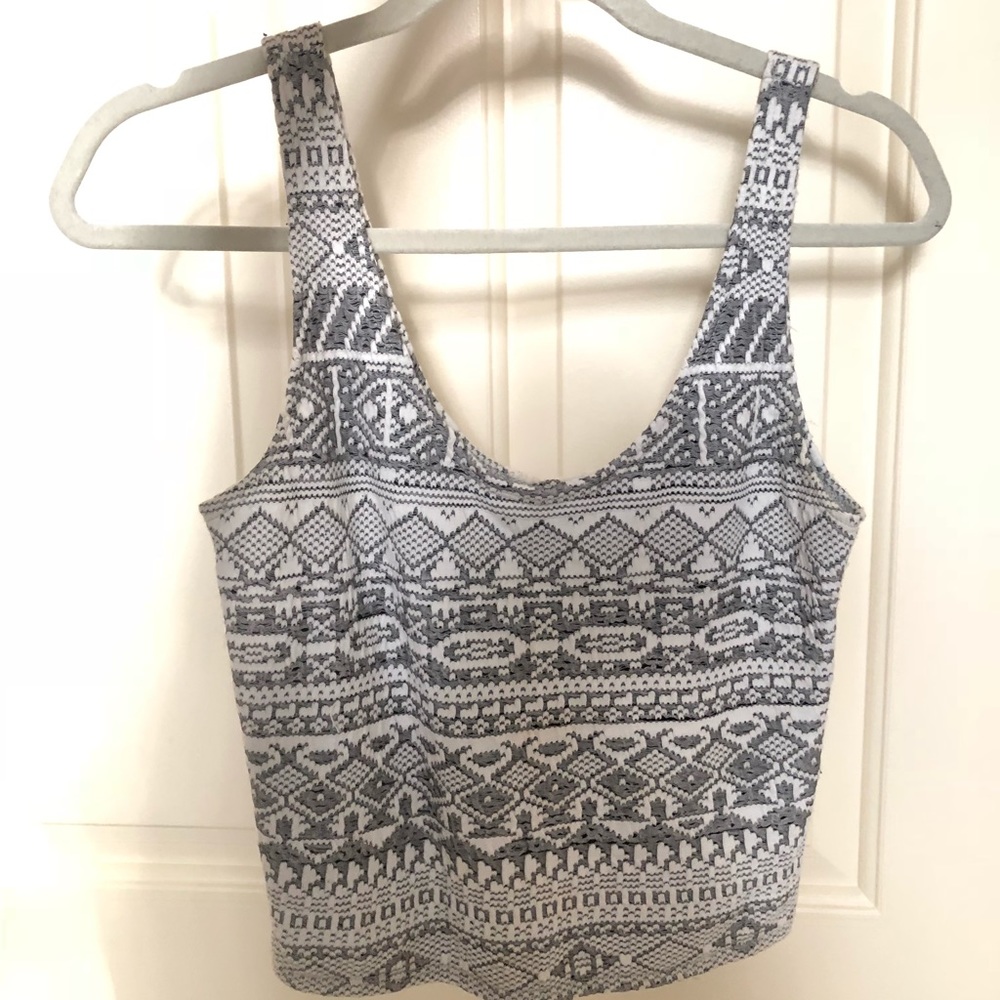 Crop top